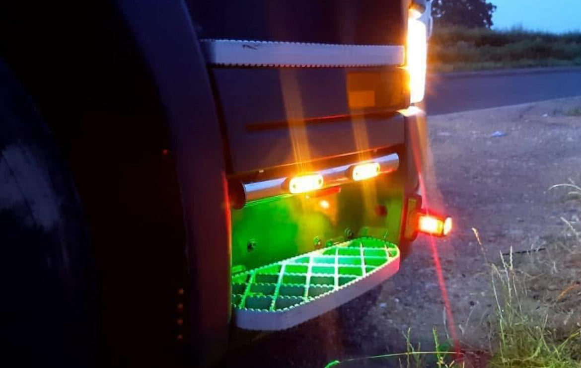 Custom made truck step bars